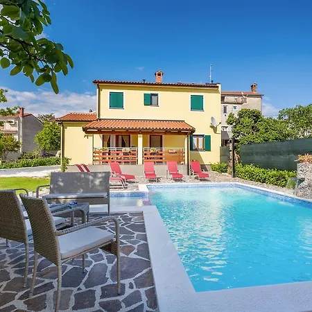 Holiday home Vanja-marco Polo Medulin